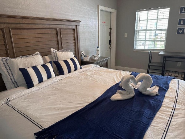 Twin Palms Motel image 15